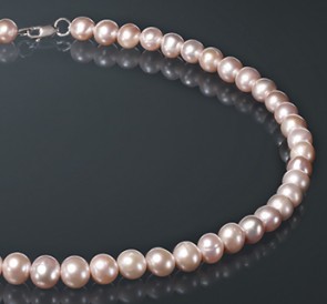 Ожерелье из жемчуга л085к40с: лиловый пресноводный жемчуг, серебро 925°