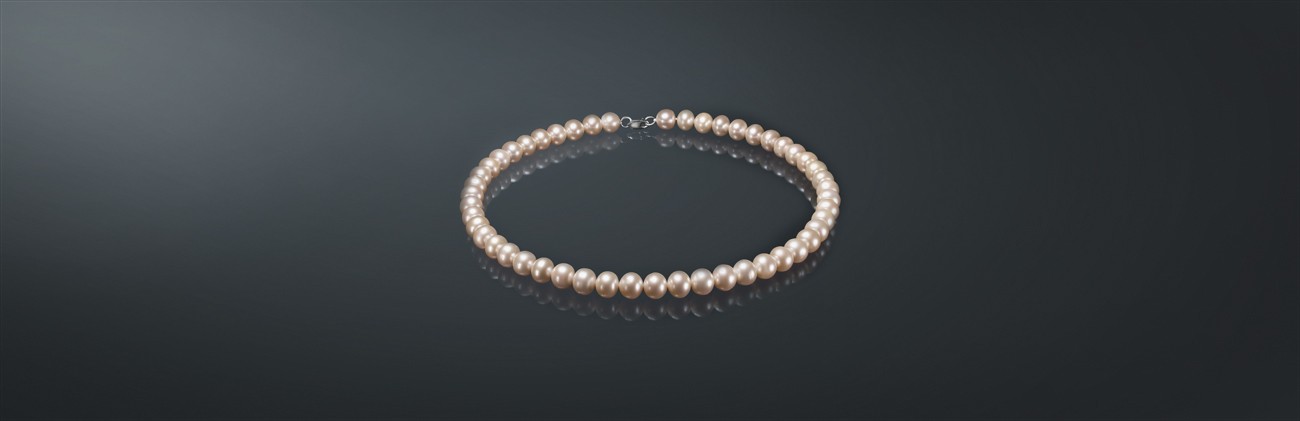 Ожерелье из розового пресноводного жемчуга, с замком из золота 585˚. р1053хс40з